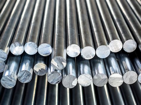 what is medium carbon steel